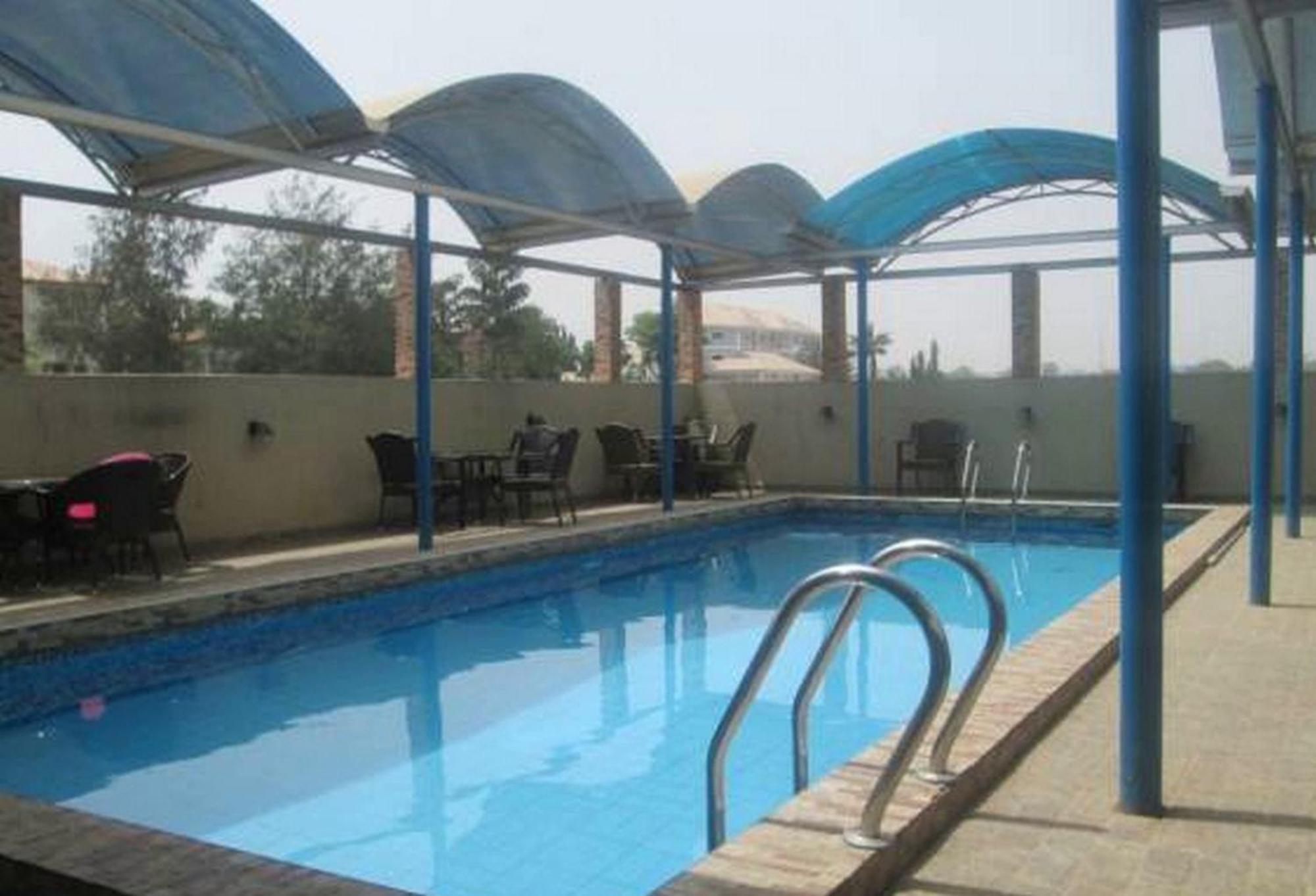 Room In Lodge - Ayalla Hotels And Suites Abuja Luaran gambar