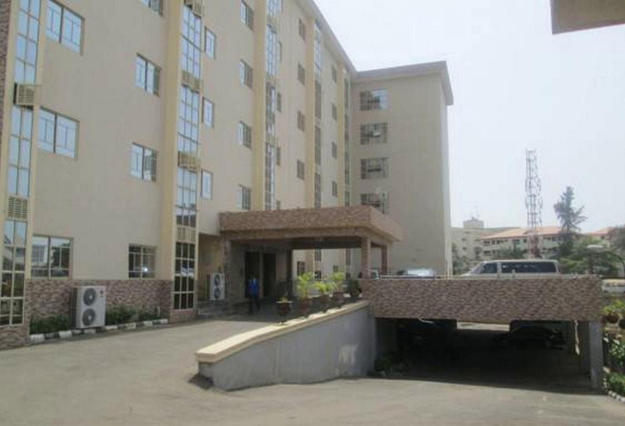 Room In Lodge - Ayalla Hotels And Suites Abuja Luaran gambar